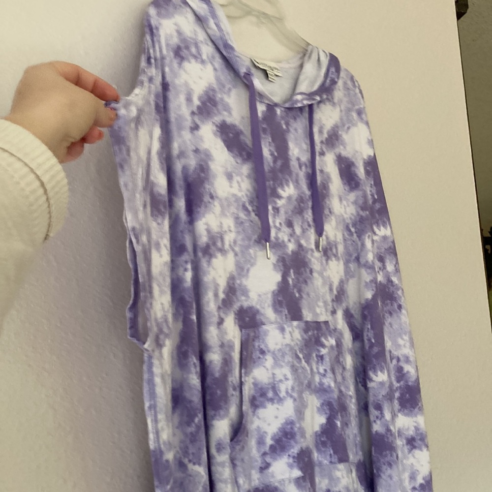 Koolaburra by UGG Baby Terry Tie-Dye Hooded | Lavender - Picture 3 of 4